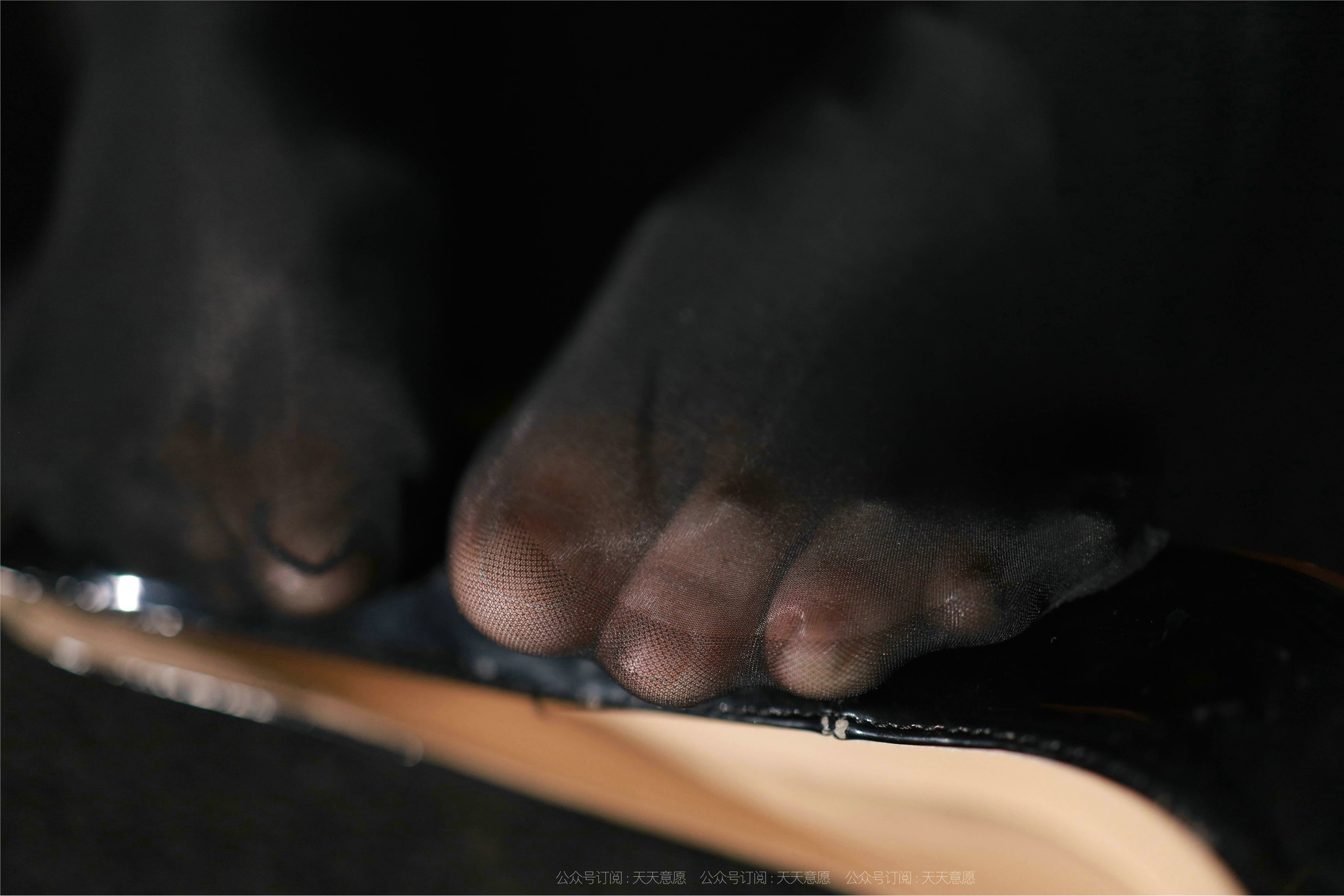 IESS异思趣向  2021.08.27 丝享家902：婉苹《暗夜里的制服》